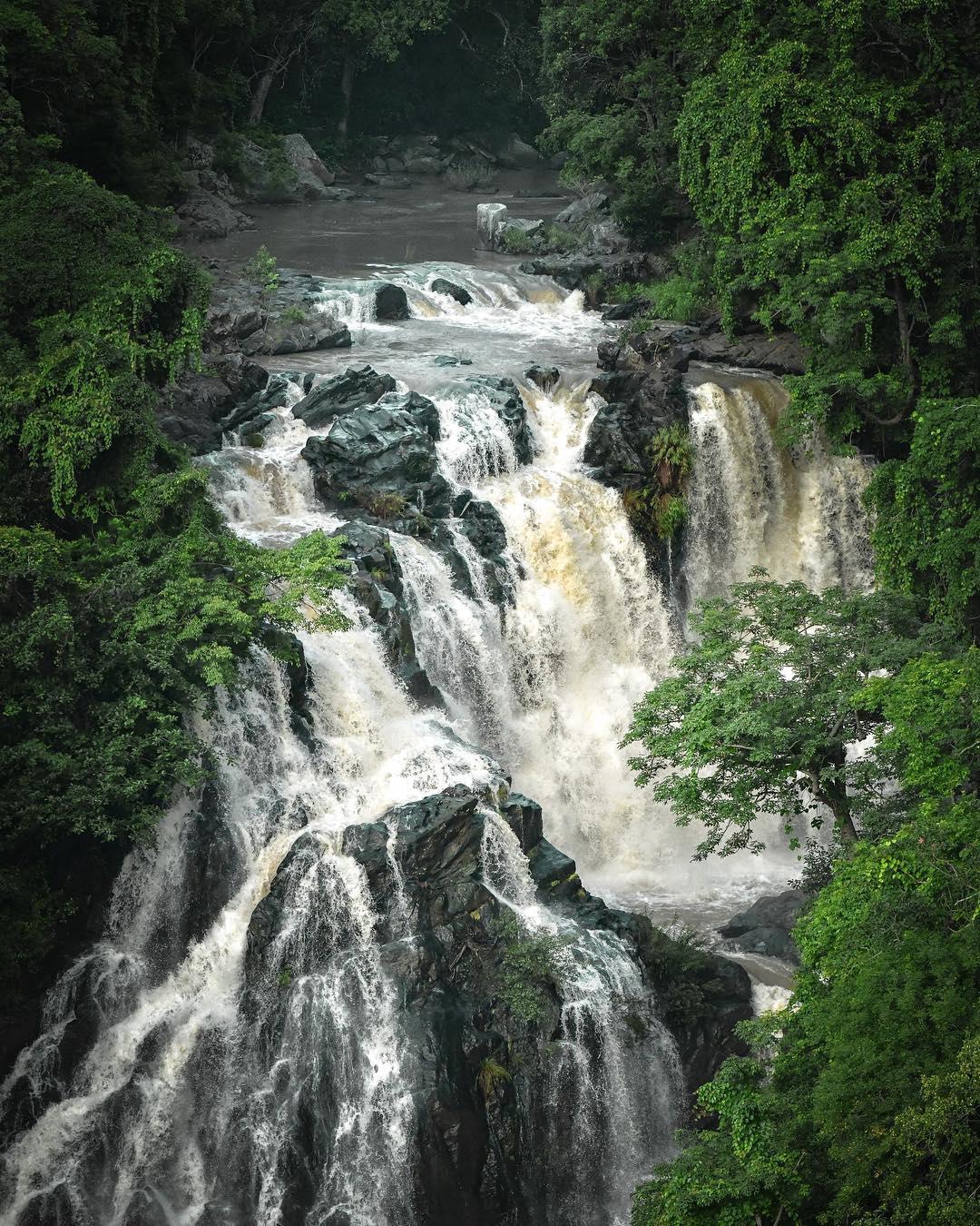 Moyar Waterfall